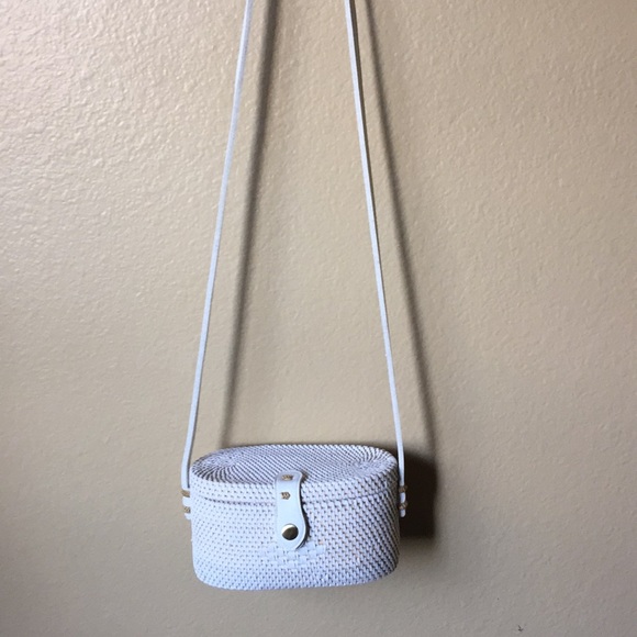 White Rattan Bag - Picture 2 of 3